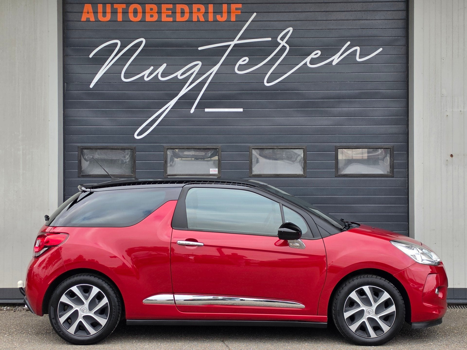 Citroen DS3 1.2 VTi So Chic|Trekhaak|Cruise|APK 02-27|, Auto's, Voorwielaandrijving, Euro 5, Stof, 1199 cc
