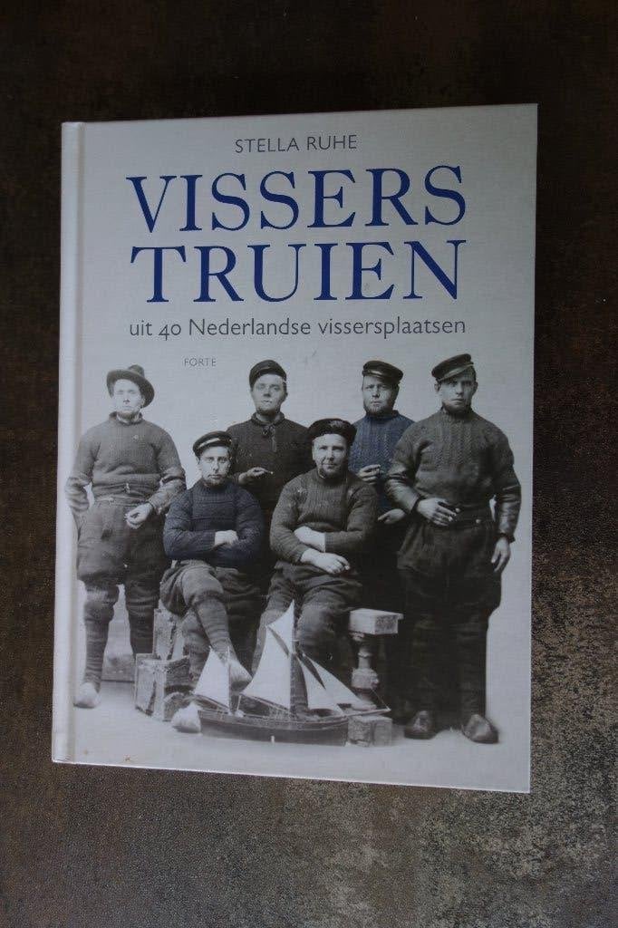 Stella Ruhe: visserstruien, Ophalen of Verzenden, Zo goed als nieuw, Haken, Patroon of Boek