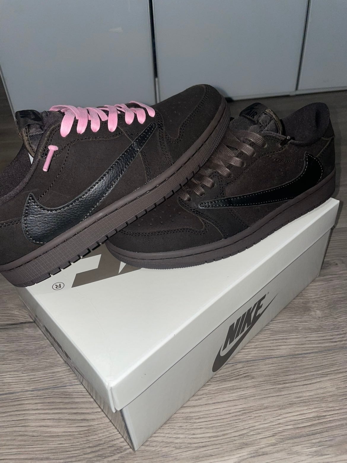 Nike Air Jordan 1 Low Travis Scott Velvet Brown - Maat 39, Kleding | Heren, Ophalen of Verzenden, Nieuw, Bruin, Sneakers of Gympen