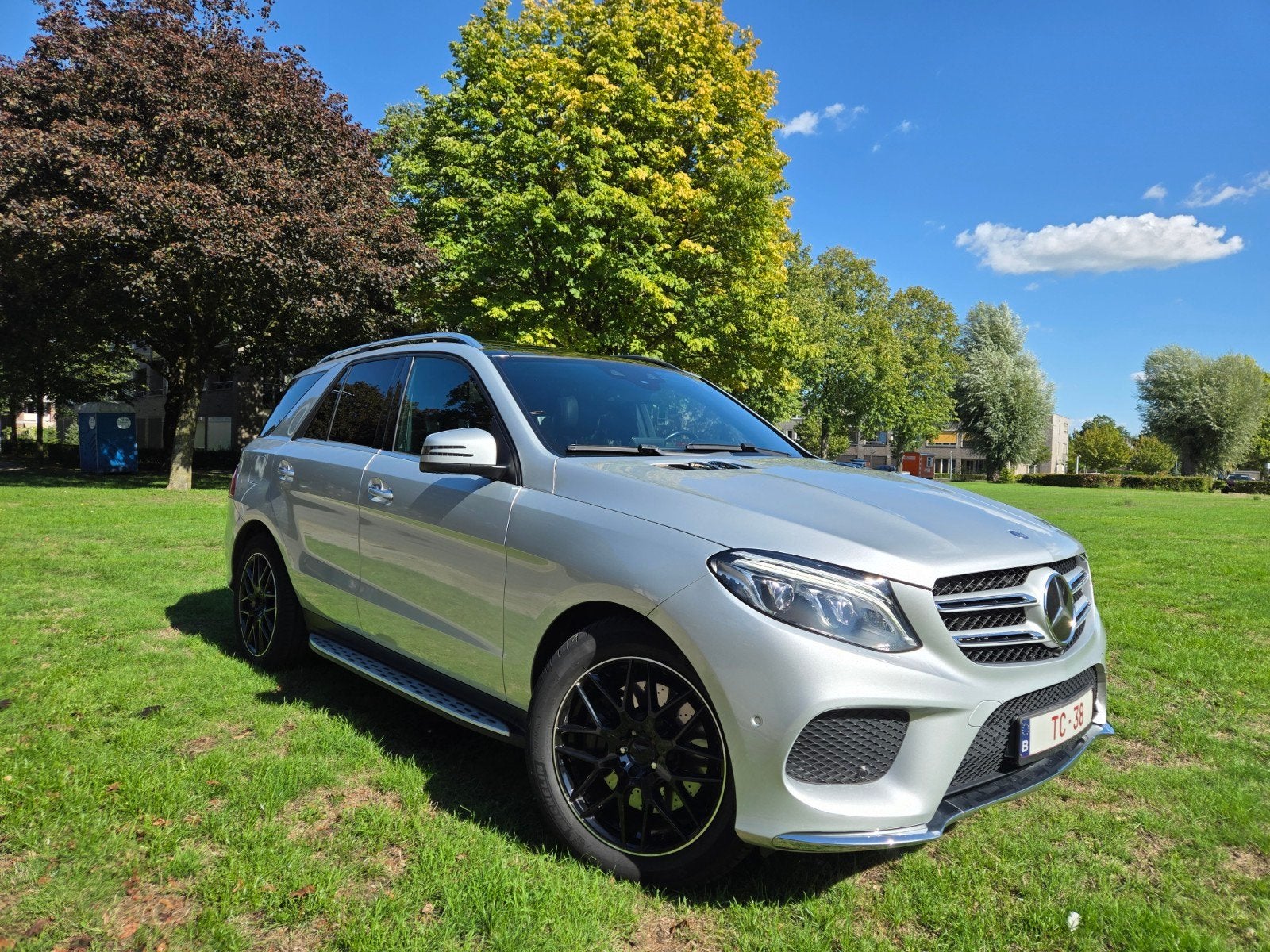 Mercedes gle500e 4matic AMG uitvoering Bomvol met opties, 442 pk, Zwart, GLE, 2996 cc