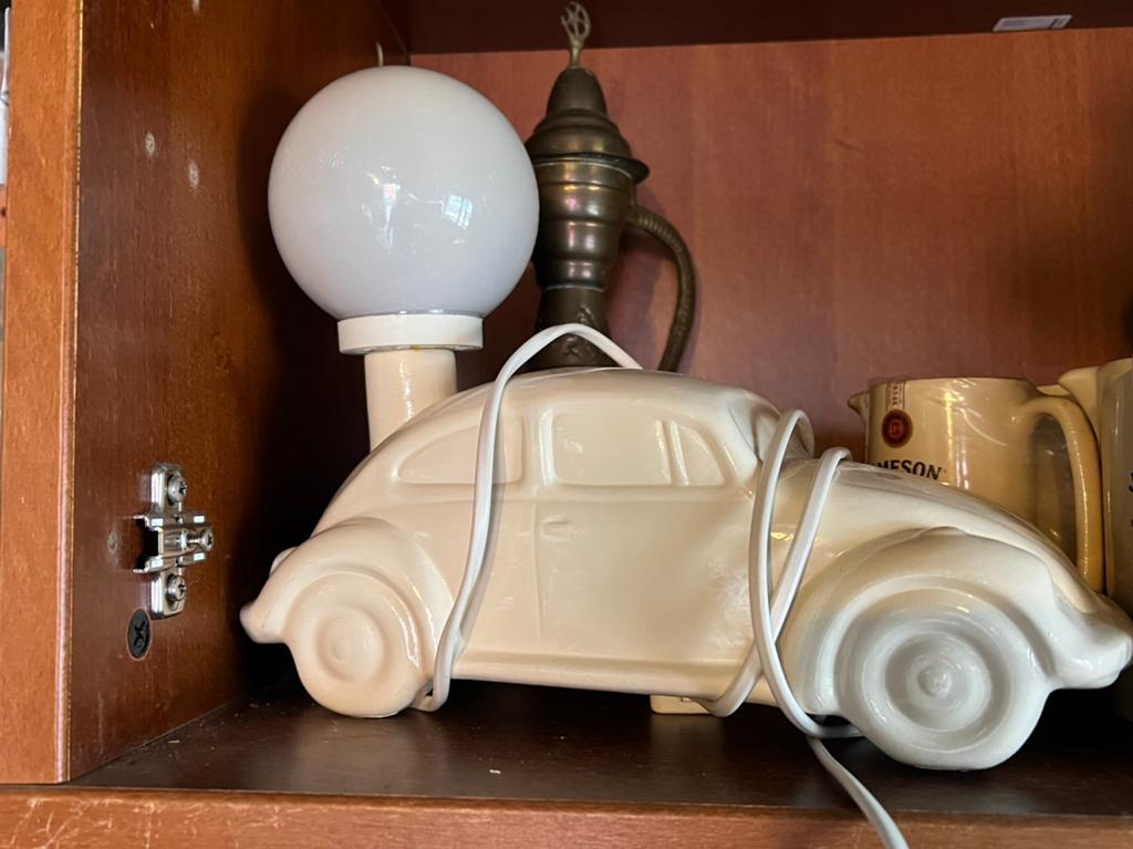Vintage lamp keramiek lelijke eend of kever, Ophalen, Zo goed als nieuw, Minder dan 50 cm