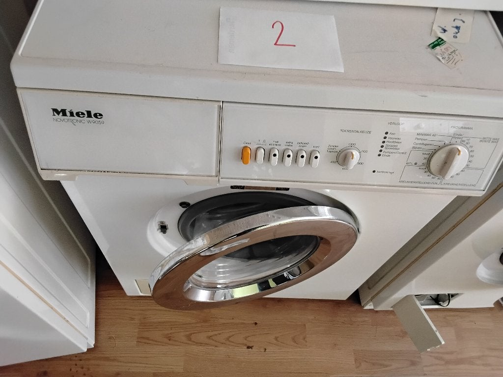 Wasmachine miele, Ophalen, 1200 tot 1600 toeren, Gebruikt, 4 tot 6 kg