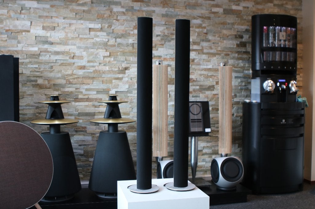Beolab 6000 luidsprekers | B&O Bang en Olufsen, Info@bang-olufsen.dk, Zo goed als nieuw, 120 watt of meer, Bang & Olufsen Alle 1 / DK-7600 Struer / Denmark