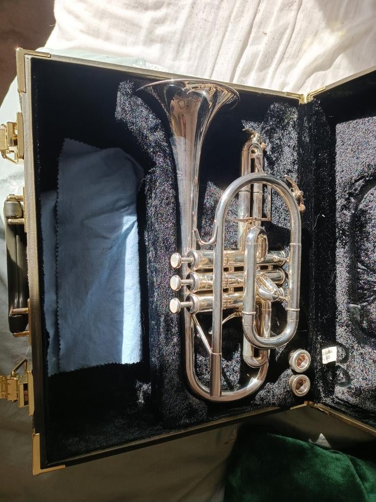 Yamaha Neo Cornet 8335 GS, Ophalen of Verzenden, Zo goed als nieuw, Bes-trompet