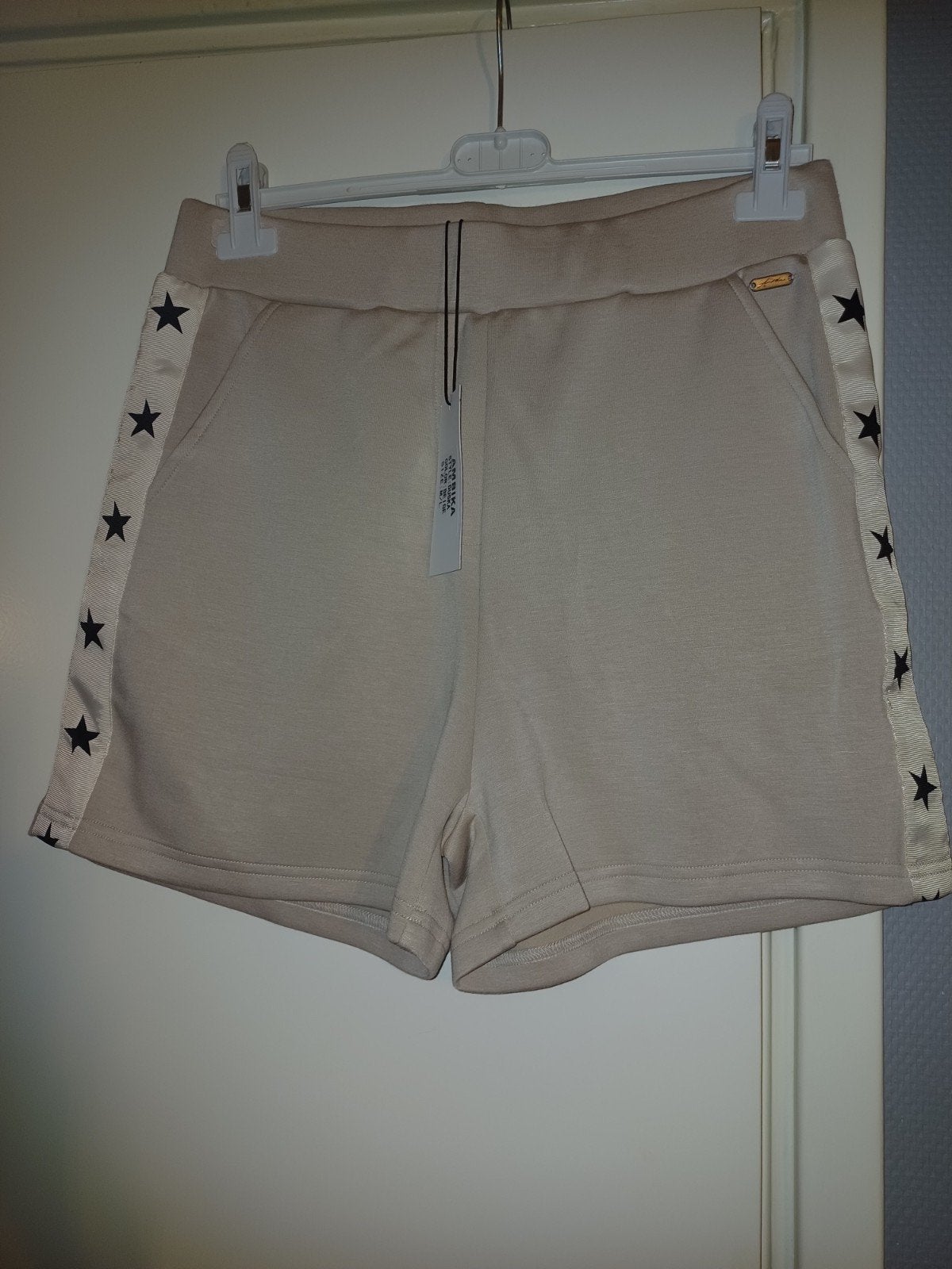 Ambika beige Bermuda M/L, Ambika, Kort, Beige, Maat 42/44 (L)