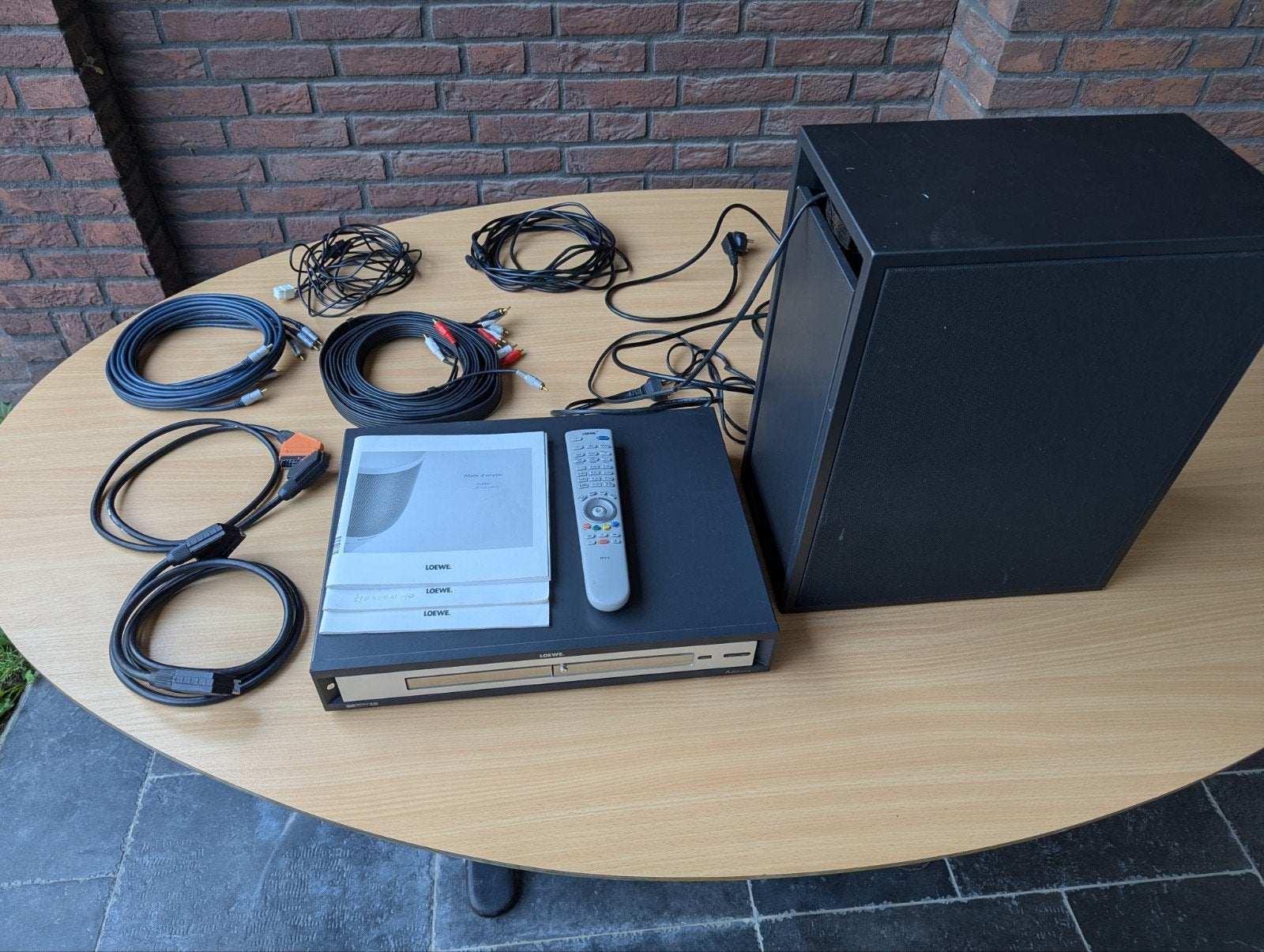 Loewe A 90 DVD-speler met subwoofer en afstandsbediening, Ophalen of Verzenden, Gebruikt, Dvd-speler, Overige merken