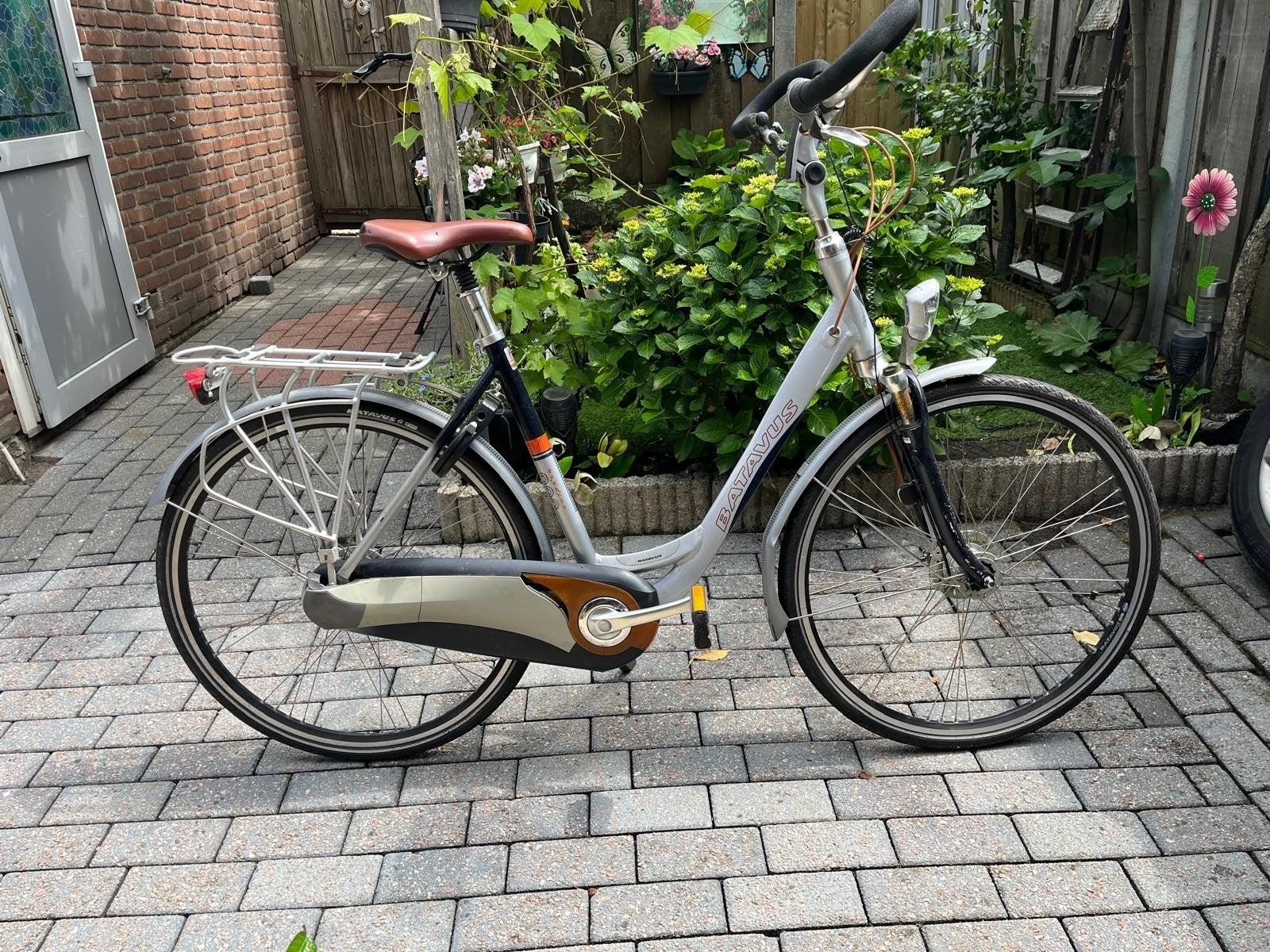 Batavus Weekend – Nette stadsfiets met 8‑versnellingen (Nexu, Fietsen en Brommers, Fietsen | Dames | Damesfietsen, Gebruikt, Versnellingen
