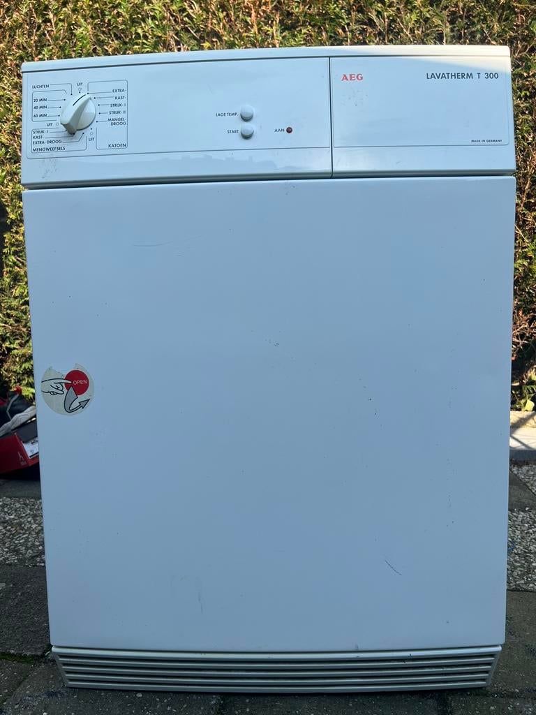 Afvoerdroger AEG, Ophalen, 6 tot 8 kg, Gebruikt, 85 tot 90 cm