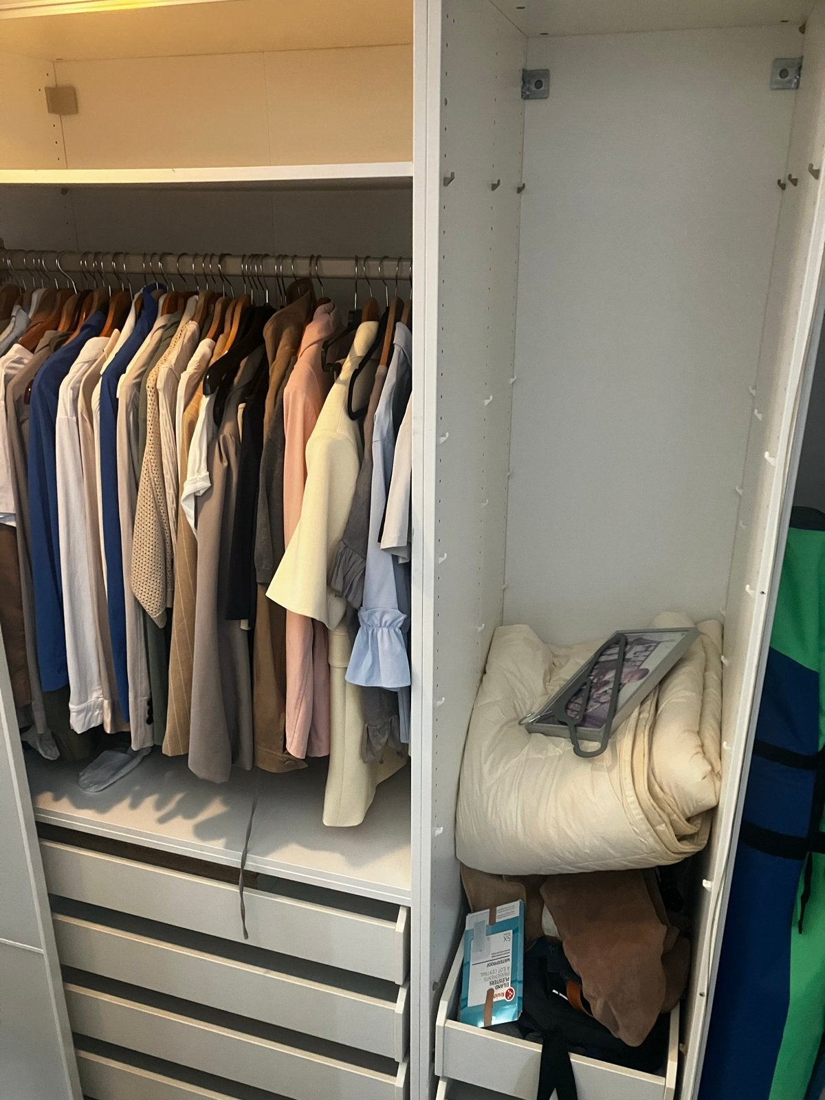 IKEA Pax kast met schuifdeuren - 300x235x68 cm, Gebruikt, 200 cm of meer, Ophalen of Verzenden, Met deur(en)