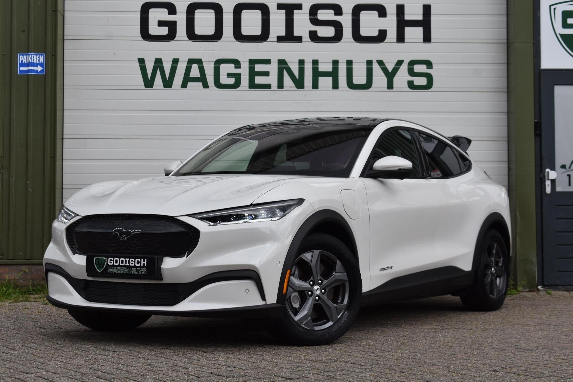 Ford Mustang Mach-E RWD 75 kWh | Pano | Leder | B&O| Winterp