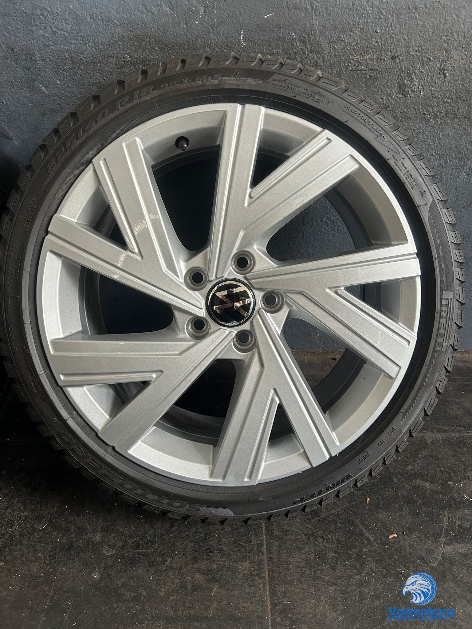 8mm! Originele VW Golf 8 GTI 5H Bergamo 18 inch velgen 5x112, 18 inch, Gebruikt, -, -