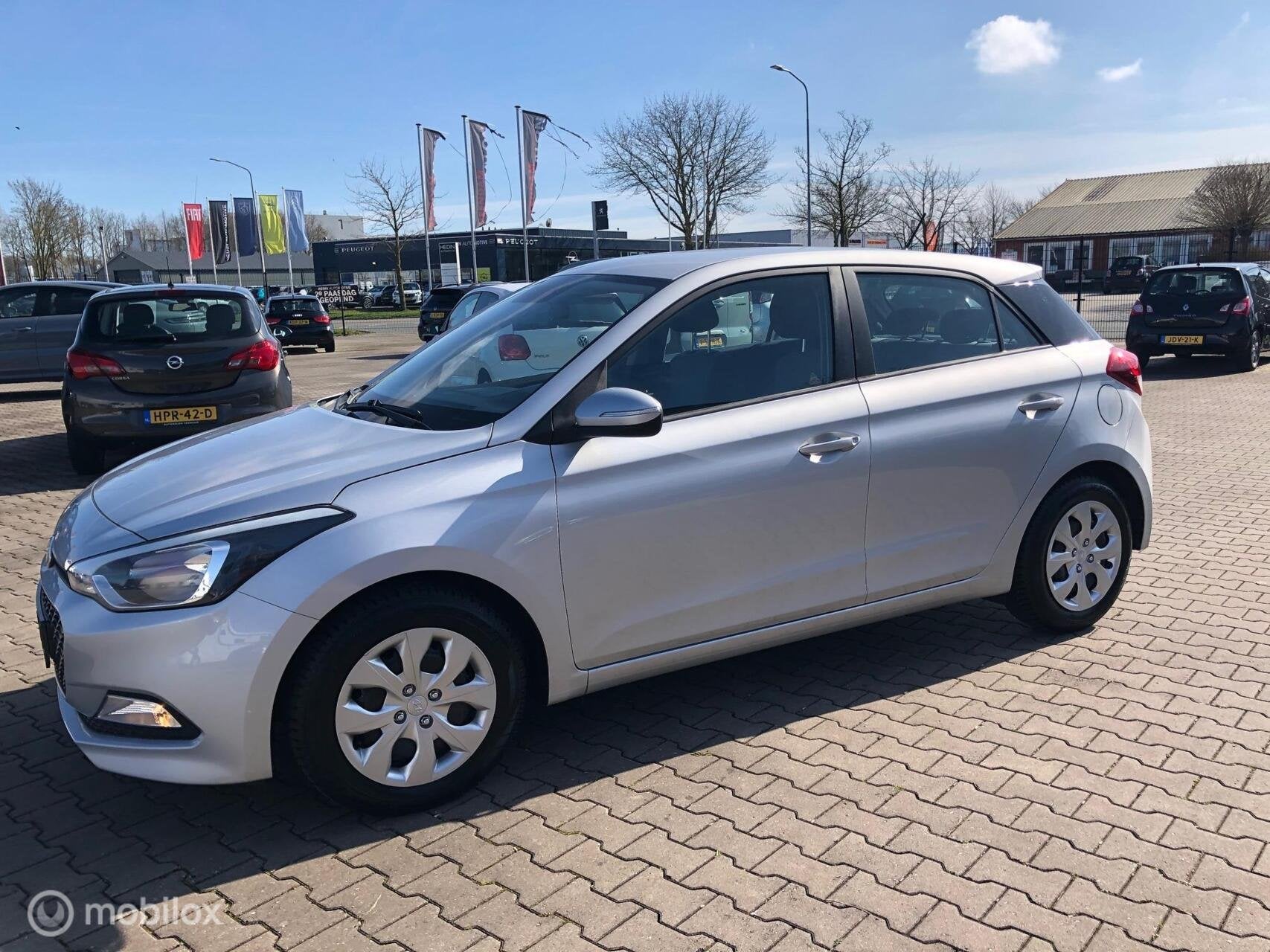 Hyundai i20 1.2 LP i-Drive 5.Drs Hb Airco Ell Pakk, Auto's, Gebruikt, 4 cilinders, Bedrijf, Handgeschakeld