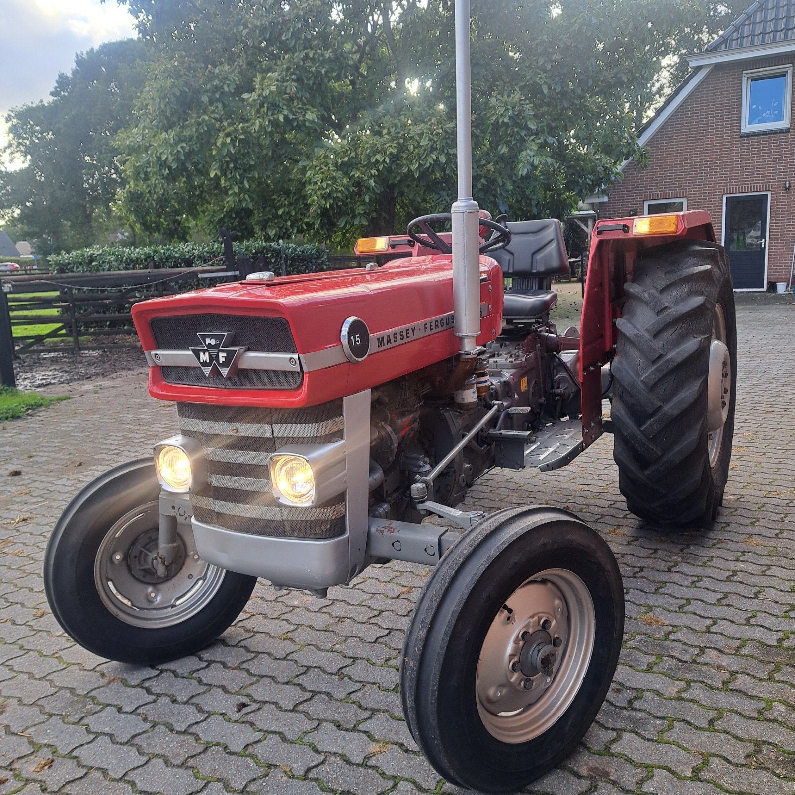 MF 152 Massey Ferguson, Ophalen of Verzenden, Oldtimer, Tot 80 Pk, Massey Ferguson