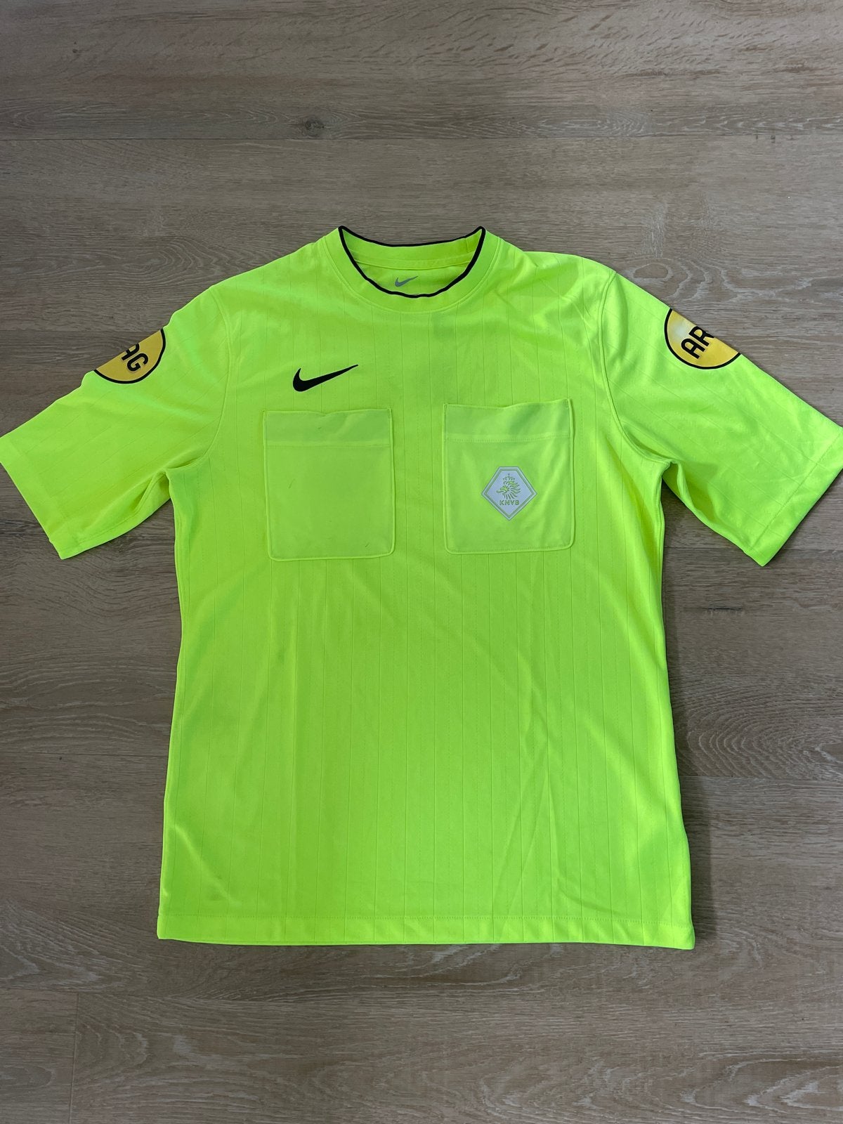 Geel Nike KNVB Scheidsrechtershirt Maat L, Maat L, Ophalen of Verzenden, Shirt