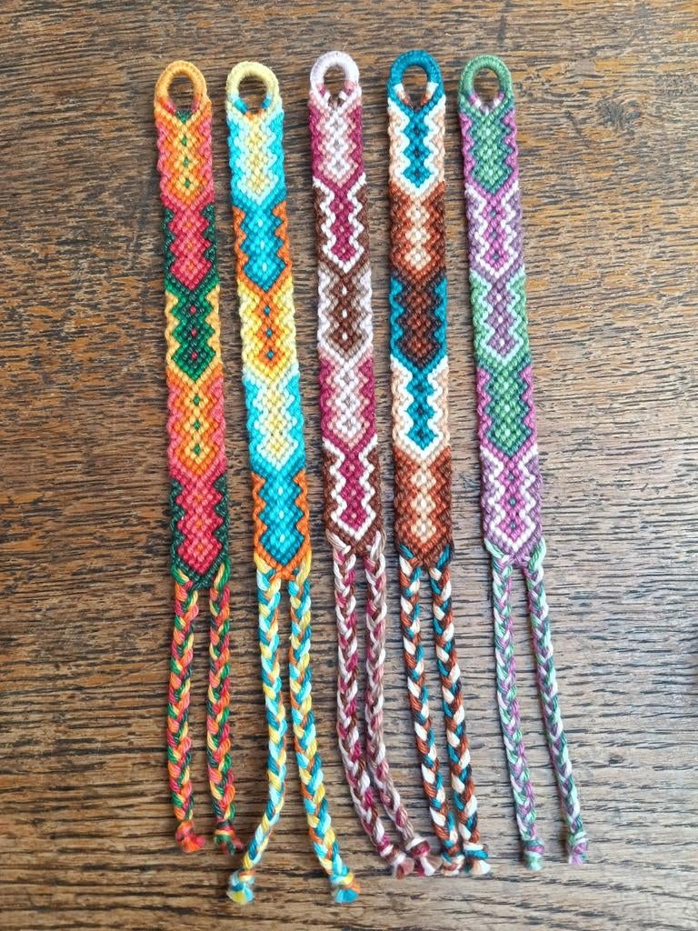 Armbandjes, Verzenden