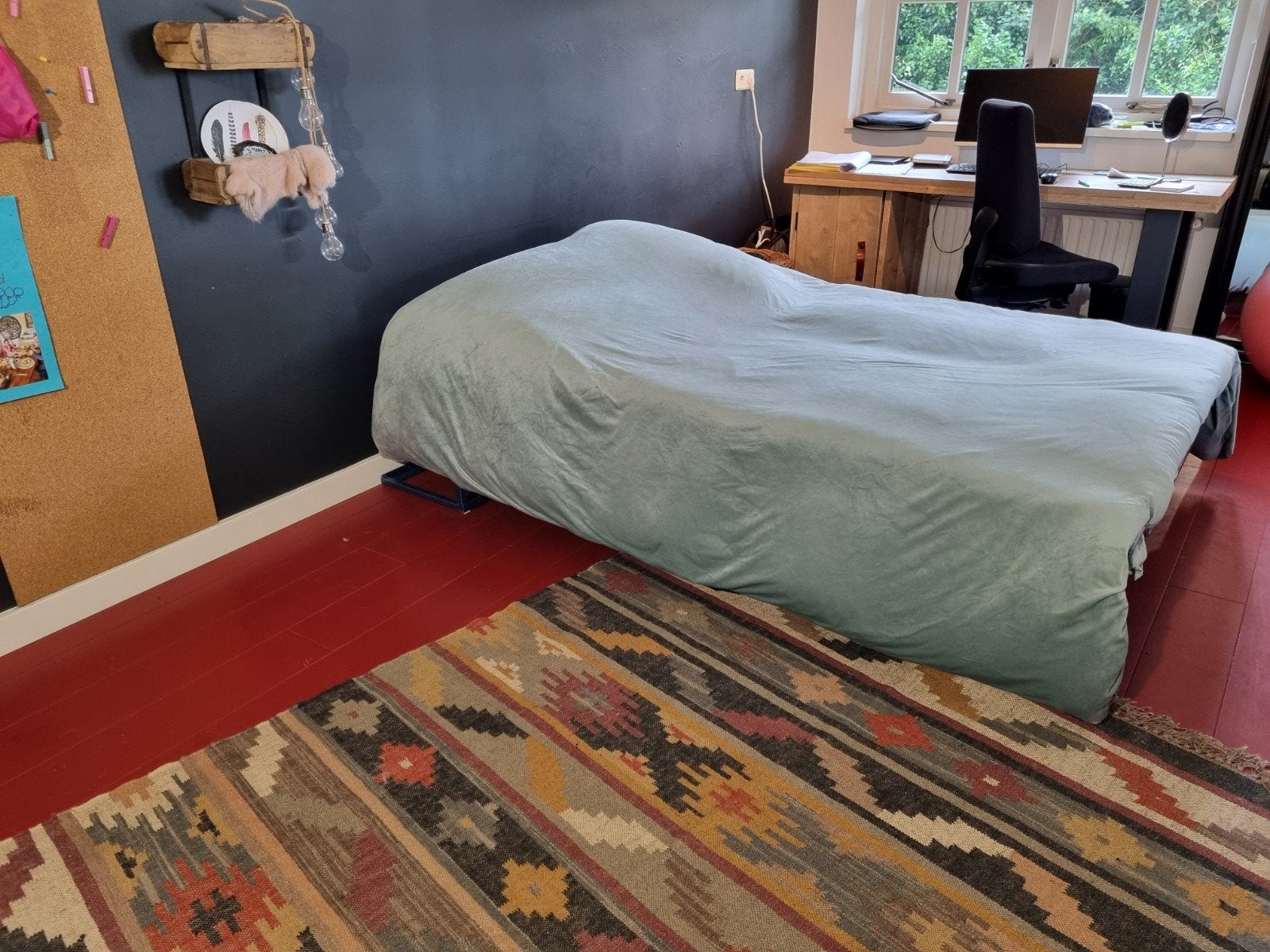Opklapbaar logeerbed - Ideaal voor gasten-Murphy bed 140x200, Huis en Inrichting, Slaapkamer | Bedden, Ophalen, Gebruikt, Blauw