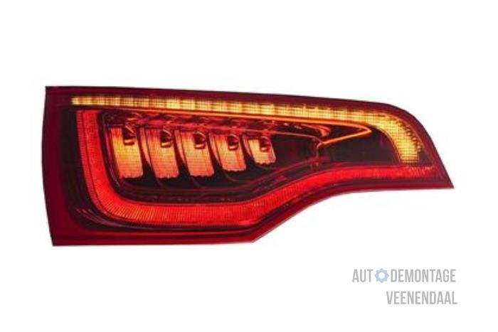 Achterlicht links van een Audi Q7, Auto-onderdelen, Verlichting, Audi, Nieuw, Ophalen of Verzenden