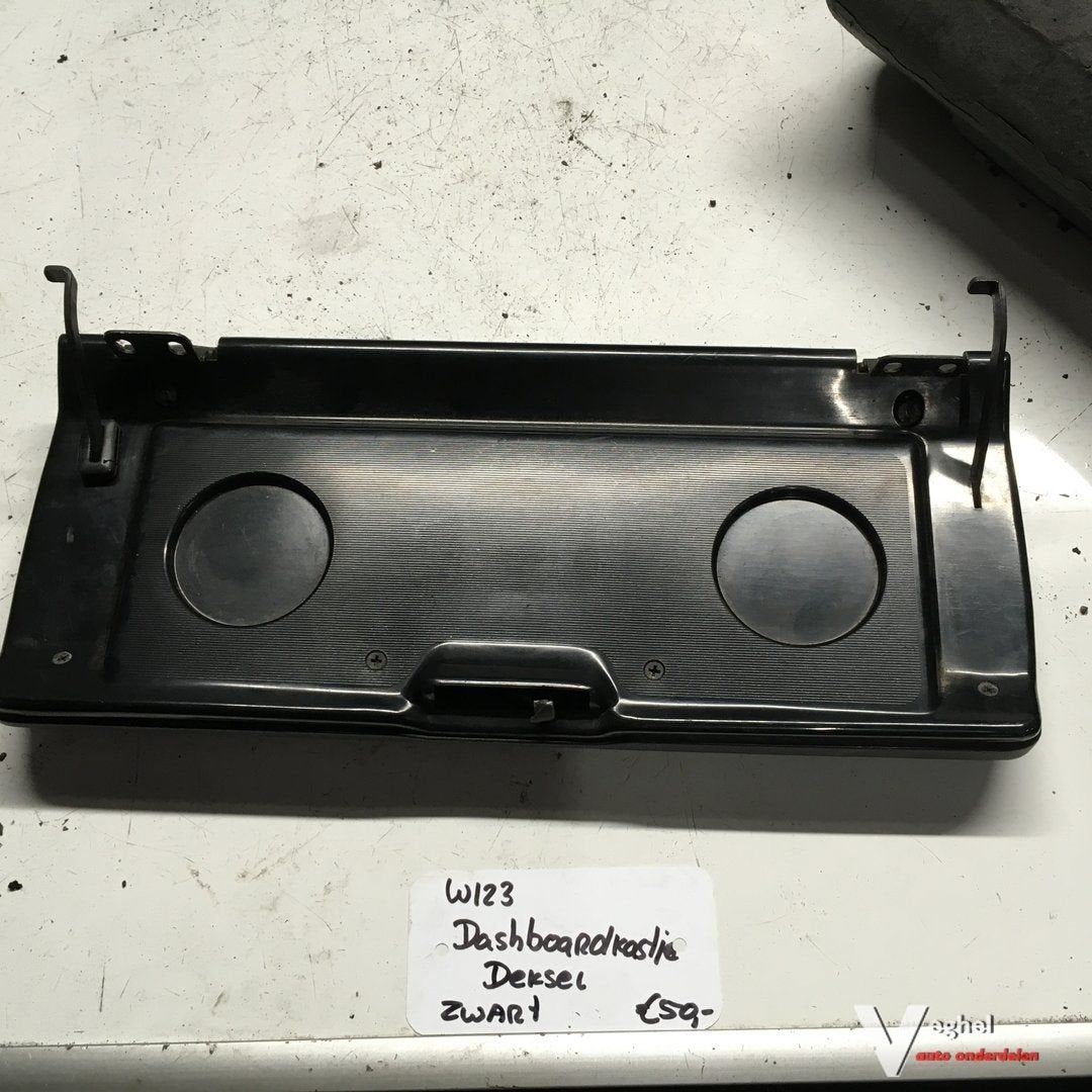 Mercedes W123 Dashboardkastje Klep Zwart, Gebruikt, -, -, Ophalen of Verzenden