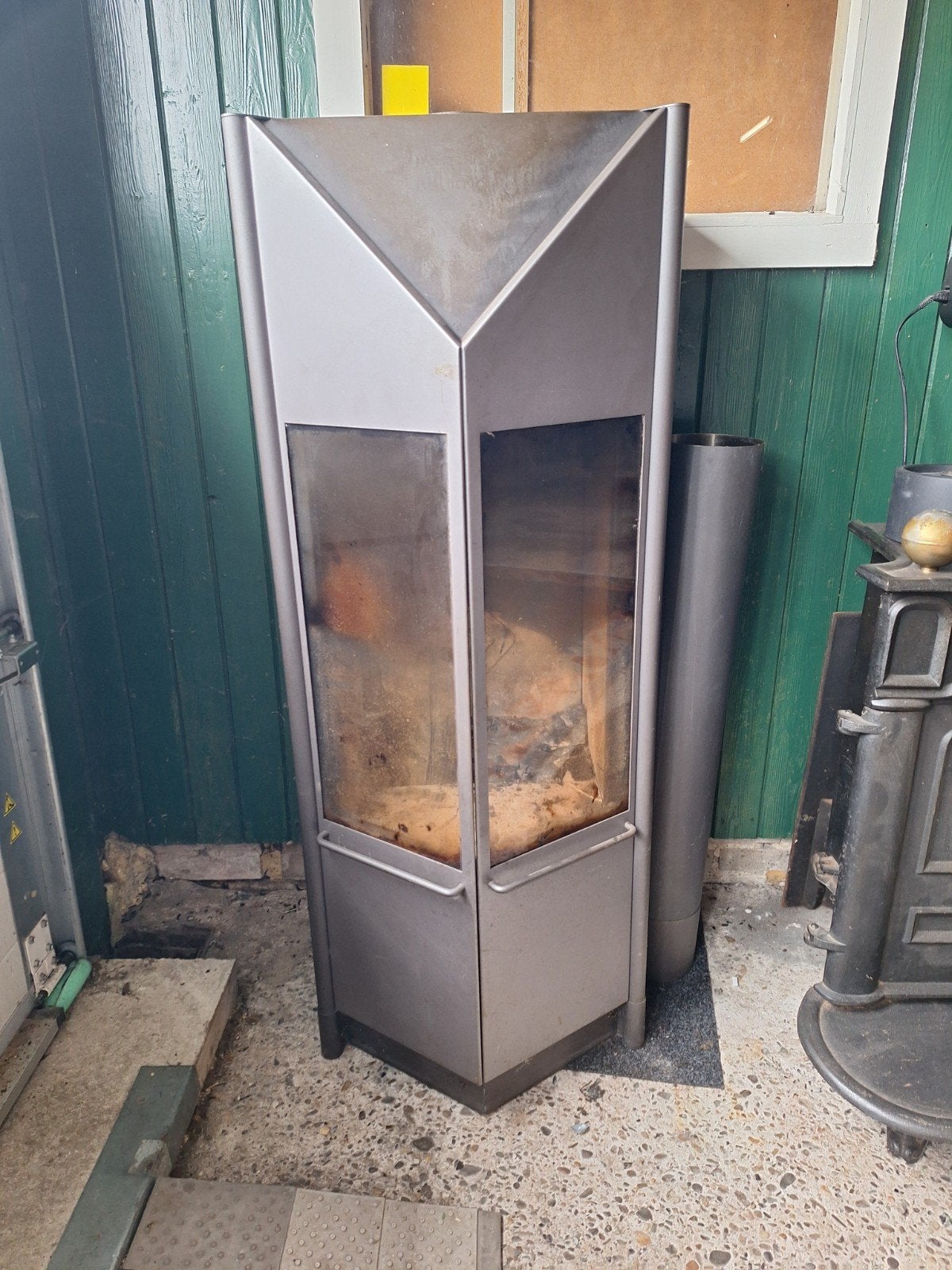 Harrie Leenders houtkachel design allesbrander hout kachel, Ophalen, Gebruikt, Houtkachel, Vrijstaand
