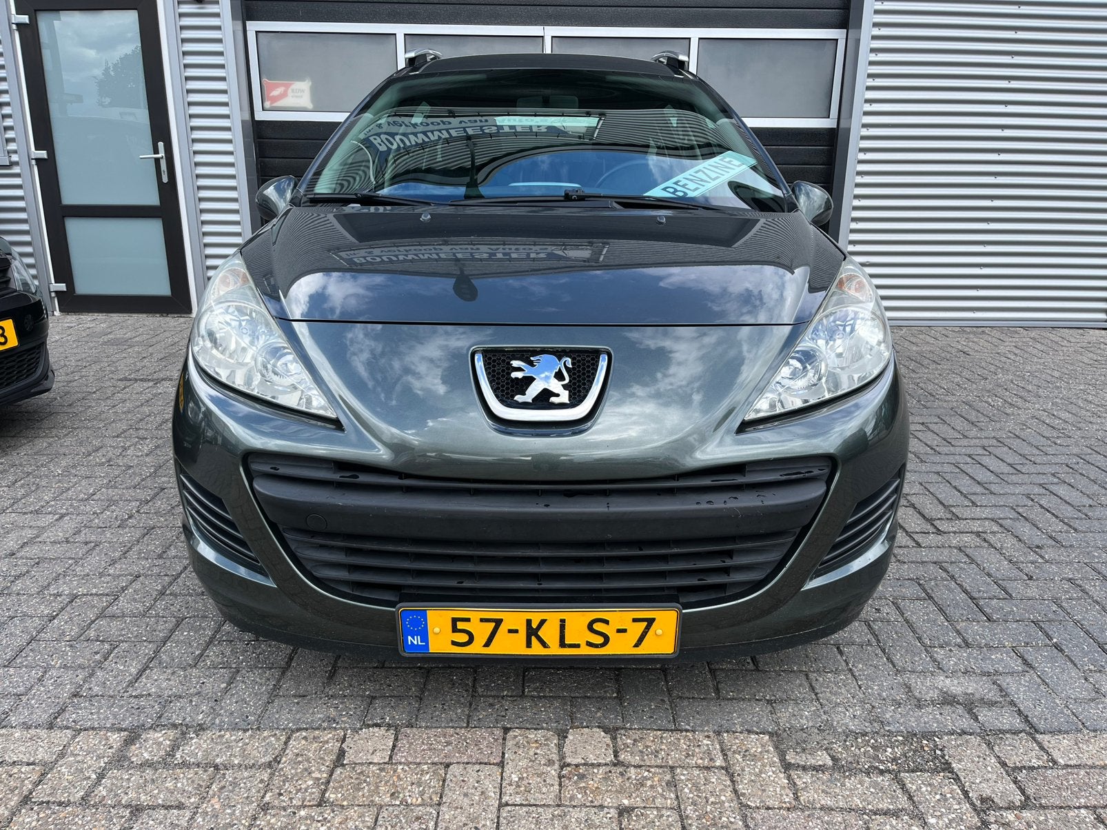 Peugeot 207SW 1.4VTI 95pk X-LINE BJ  2010 Grijs, Voorwielaandrijving, Stof, Zwart, Origineel Nederlands
