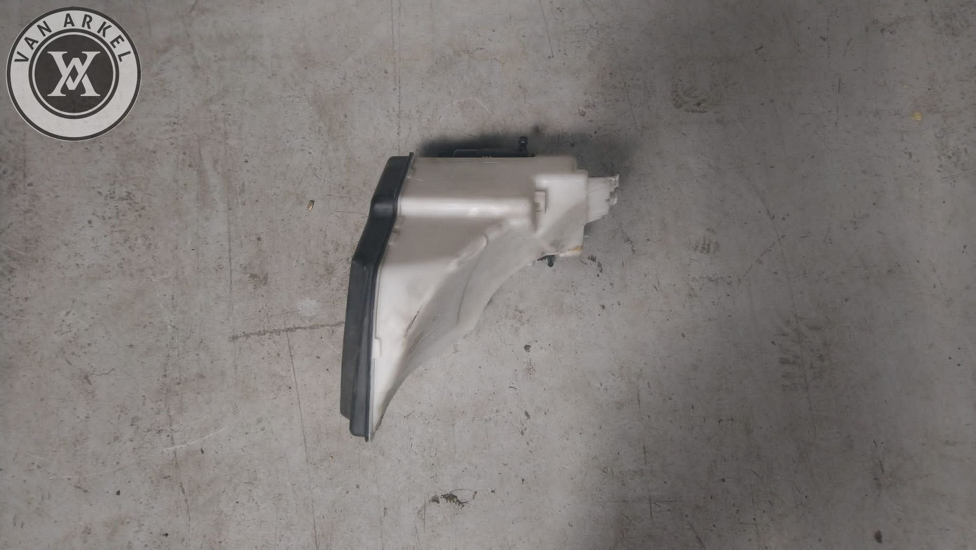 bmw z4 e86 ruitenwisser reservoir