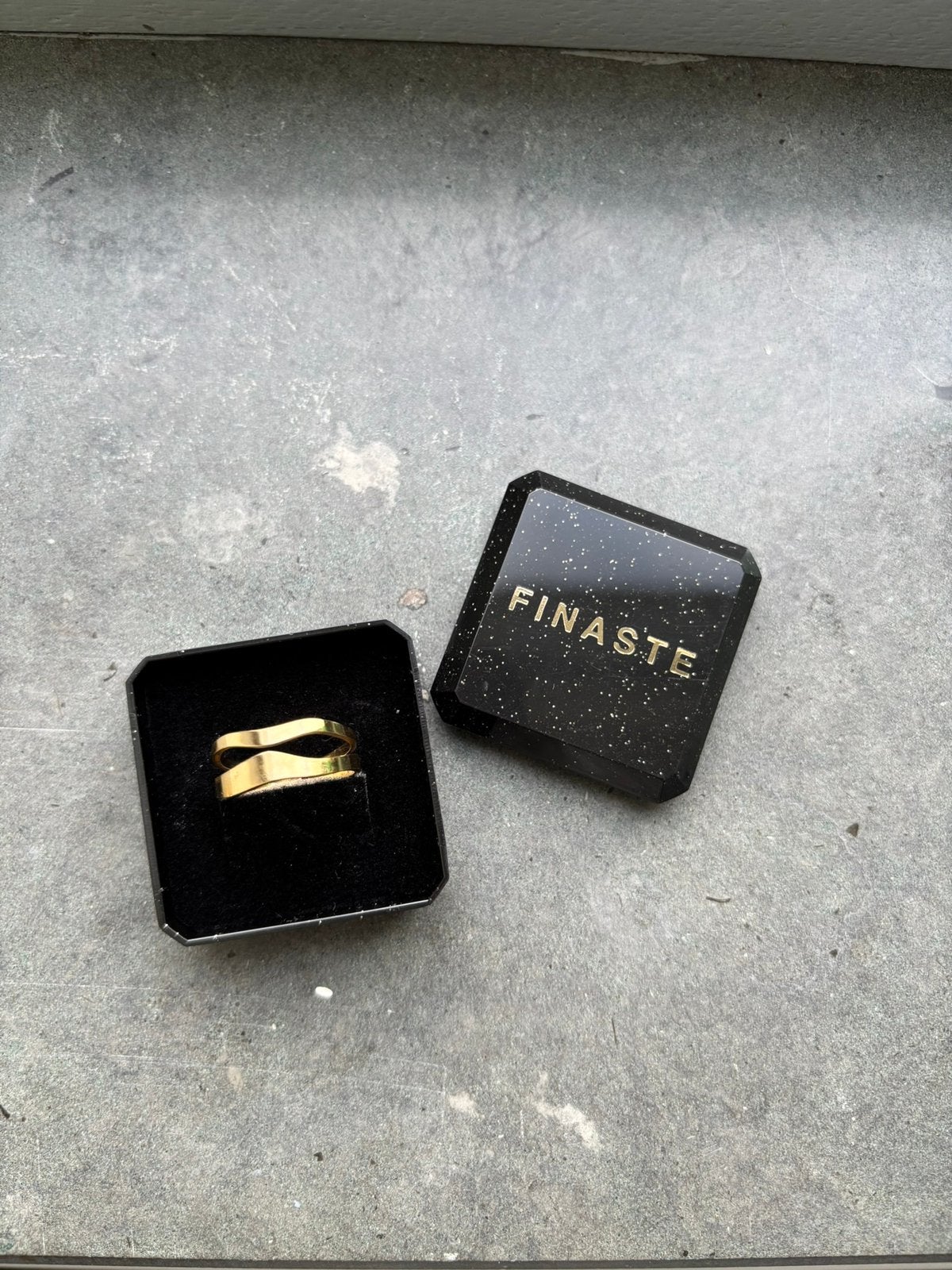 Nieuwe golf ring Finaste goud verstelbaar, Nieuw, Ophalen of Verzenden, Dame, Goud