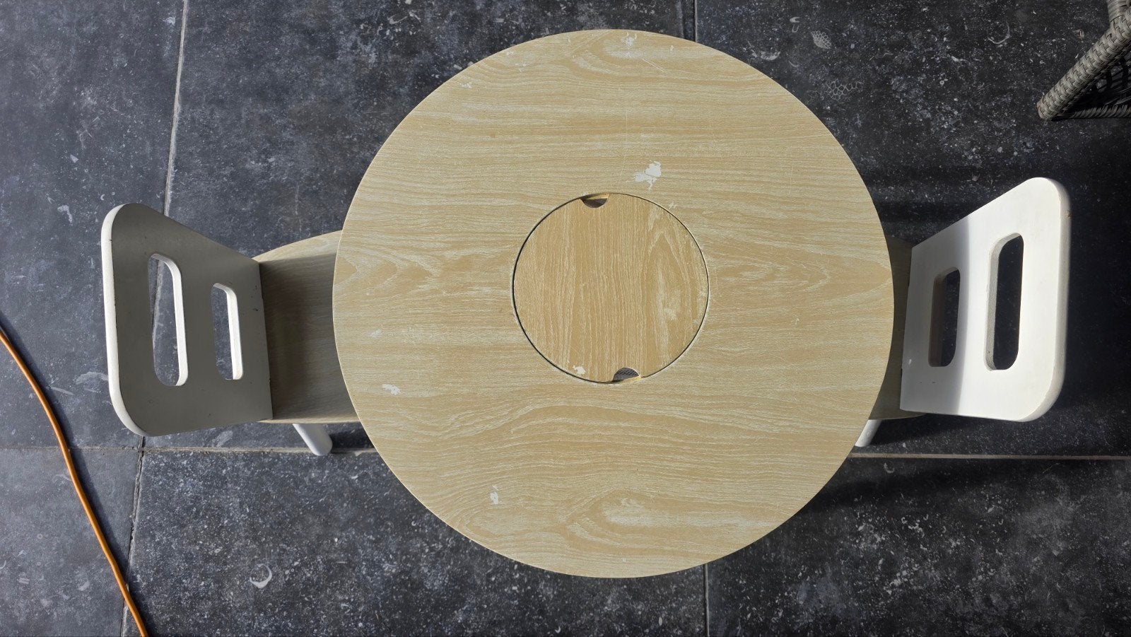 KidKraft Speeltafel met 2 Stoelen - Naturel en Wit, Ophalen, Gebruikt, Tafel(s) en Stoel(en)