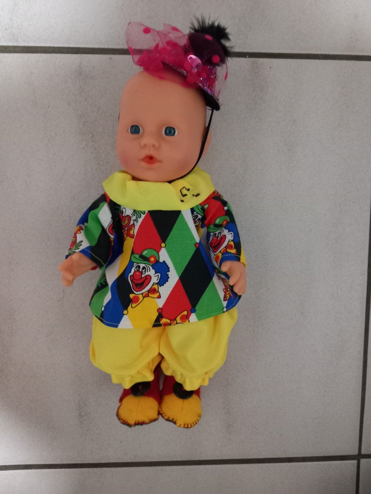 Zelfgemaakte poppenkleertjes voor pop 32 cm 4 delig., Kinderen en Baby's, Speelgoed | Poppen, Ophalen of Verzenden, Nieuw