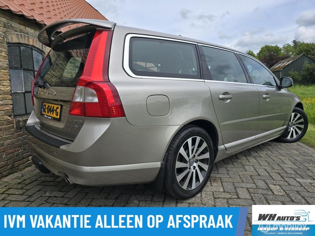 Volvo V70 3.0 T6 AWD Summum luxe uitvoering!, Auto's, Volvo, Automaat, Euro 5, Automatische klimaatregeling, Gebruikt