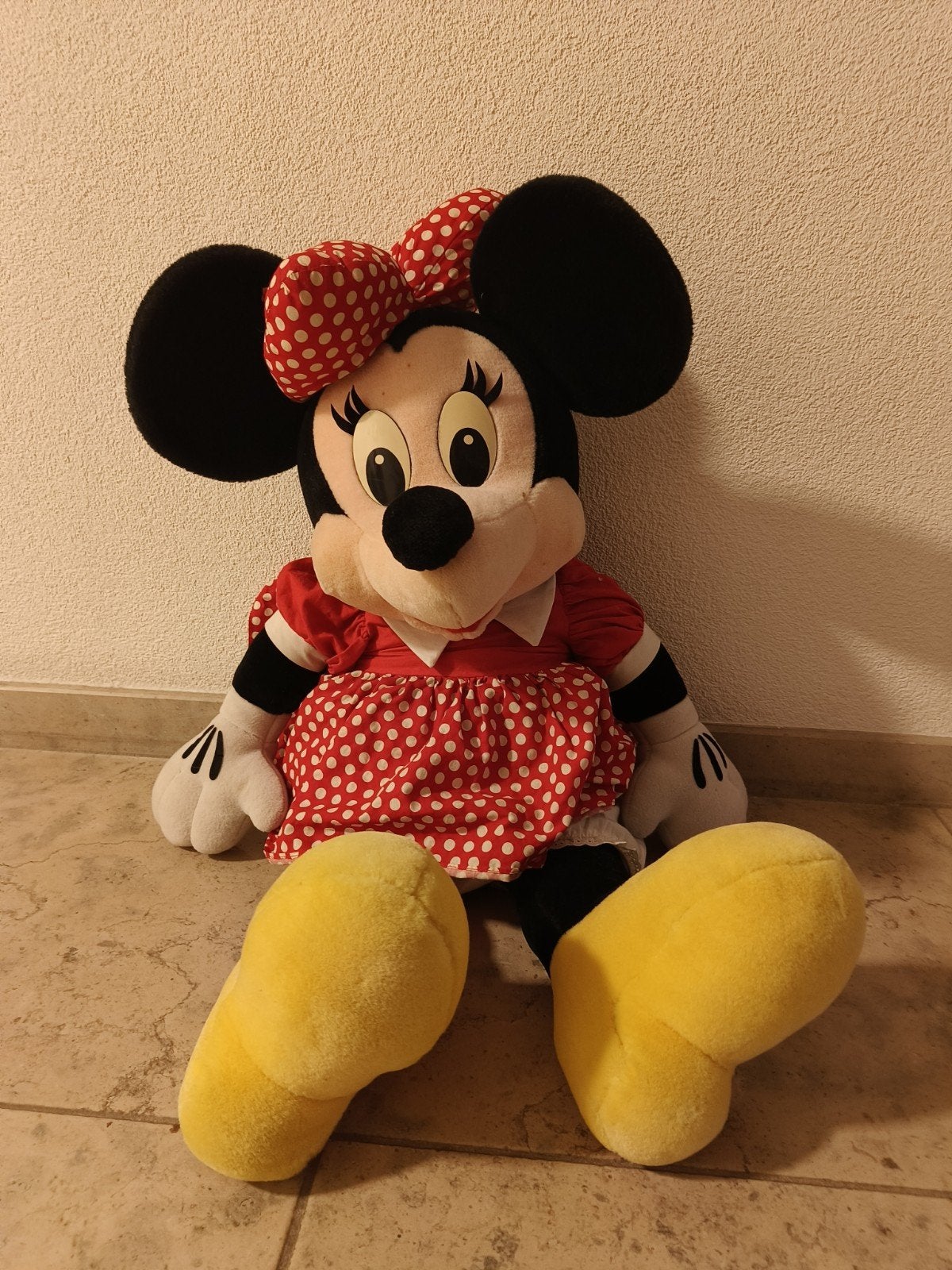 Vintage Minnie Mouse knuffel 80 cm - Disneyland, Ophalen of Verzenden, Mickey Mouse, Gebruikt, Knuffel