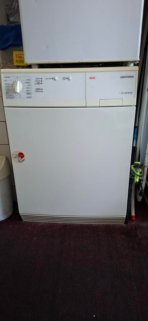 Te koop AEG Lavatherm condensdroger, Ophalen, 6 tot 8 kg, Gebruikt, Voorlader