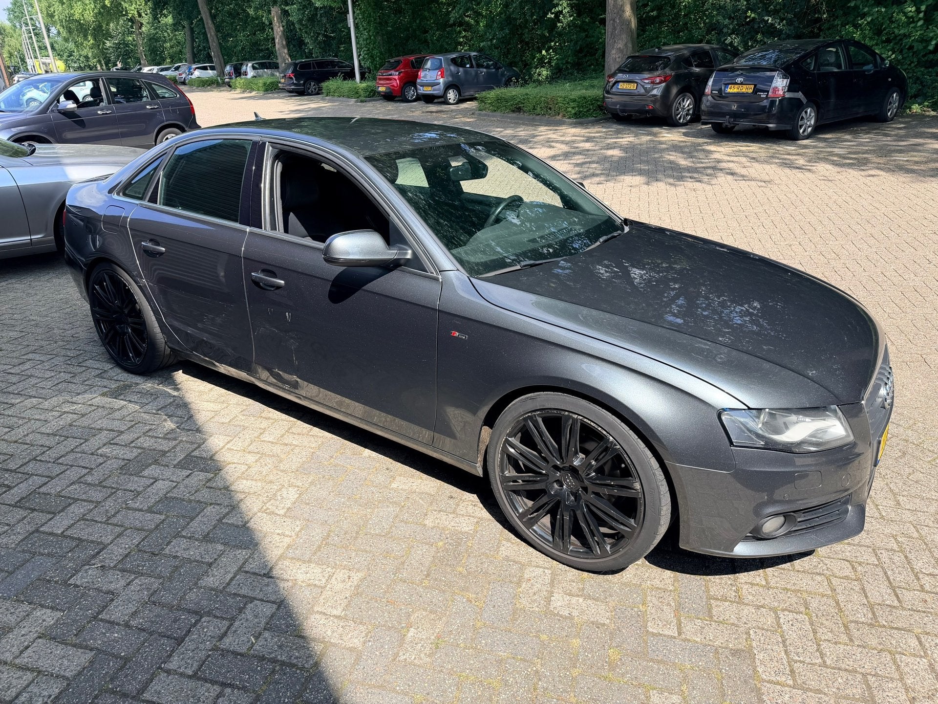 Audi A4 Limousine 2.0 TFSI S edition / RIJDT SCHAKELT GOED /, Voorwielaandrijving, Euro 5, Gebruikt, 4 cilinders