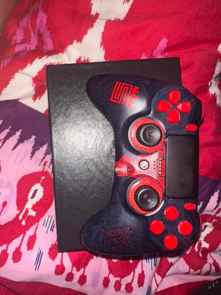 Scuff controller (swagg editie), Spelcomputers en Games, Ophalen of Verzenden, Zo goed als nieuw, Controller