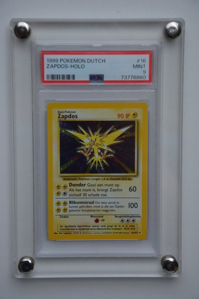 Zapdos Holo Base Set Dutch PSA 9, Ophalen of Verzenden, Gebruikt, Losse kaart, Foil