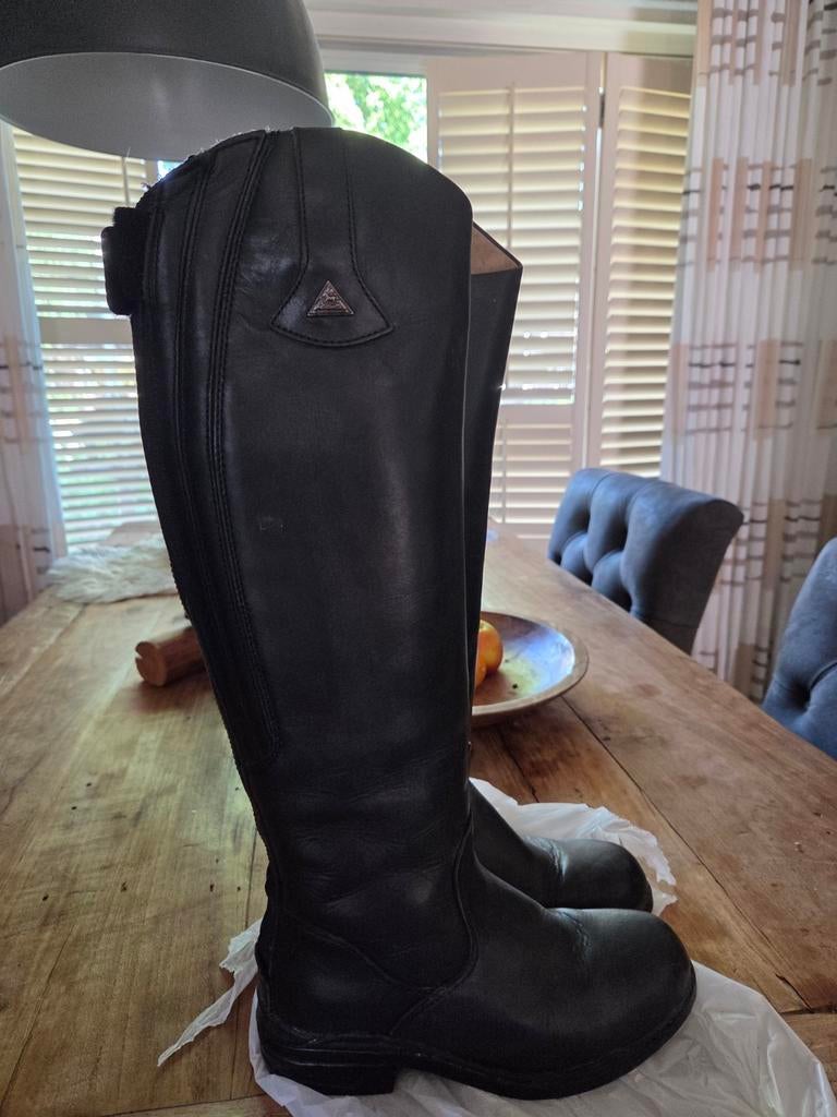Mooie nette Mountain horse laarzen, Dieren en Toebehoren, Paardrijkleding, Ophalen of Verzenden, Zo goed als nieuw, Dressuur, Schoeisel