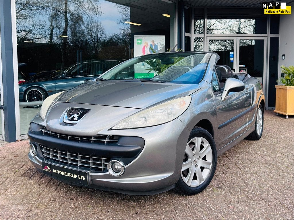 Peugeot 207 CC 1.6 VTi Première Cabriolet, Voorwielaandrijving, Gebruikt, Zwart, 4 cilinders