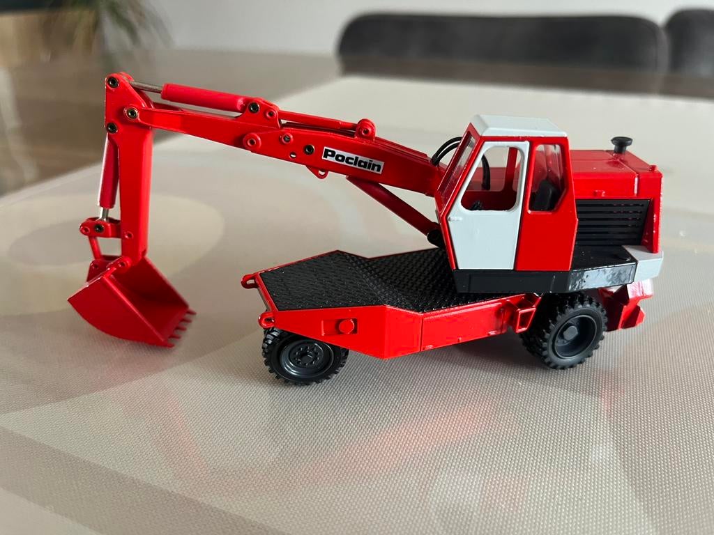 Poclain TY 45 mobiele graafmachine Conrad Nieuw, Hobby en Vrije tijd, Modelauto's | 1:50, Nieuw, Hijskraan, Tractor of Landbouw