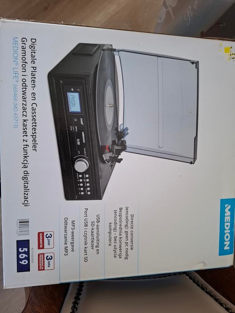 Medion Digitale Platenspeler & Cassettespeler met USB, Audio, Tv en Foto, Platenspelers, Zo goed als nieuw, USB-aansluiting, Platenspeler