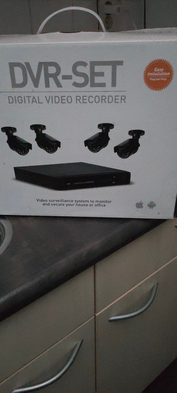 DVR-SET: Compleet Beveiligingssysteem met 4 Camera's, Audio, Tv en Foto, Ophalen of Verzenden, Nieuw
