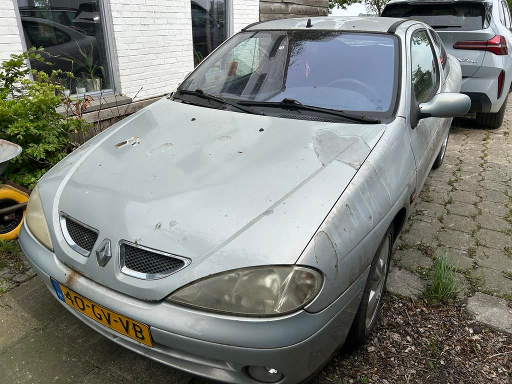 Renault Mégane 2.0 16V IDE Dyna Coupe Euro 2000 2001 Grijs, 1998 cc, Zwart, 4 cilinders, 4 stoelen