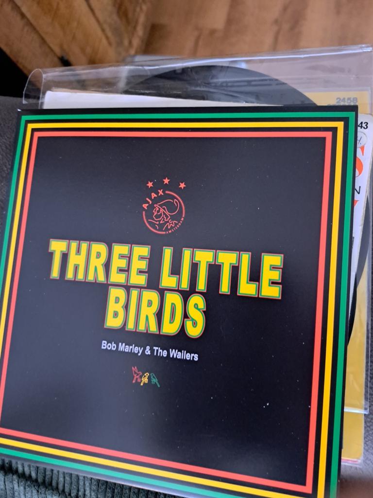 Bob Marley & The Wailers - Three Little Birds (Ajax editie), 1 single, Ophalen of Verzenden, Gebruikt, Wereldmuziek