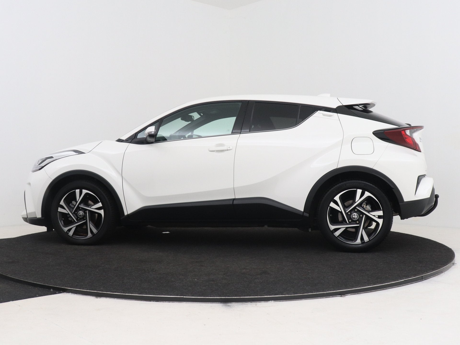 Toyota C-HR 1.8 Hybrid Style | Stoelverwarming | Dealeronder, Auto's, 12 maanden, Stof, 4 cilinders, Origineel Nederlands