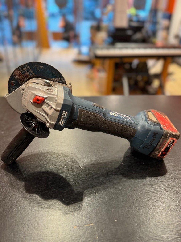 Bosch GWS 18V-7 Haakse Slijper | Met 18V Accu 5AH, ., Haakse handslijpmachine, Ophalen of Verzenden, Zo goed als nieuw