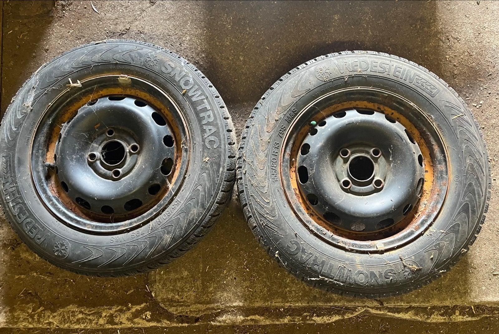 Vredestein Snowtrac Winterbanden op stalen velg 155/80 R13, Verzenden, Gebruikt