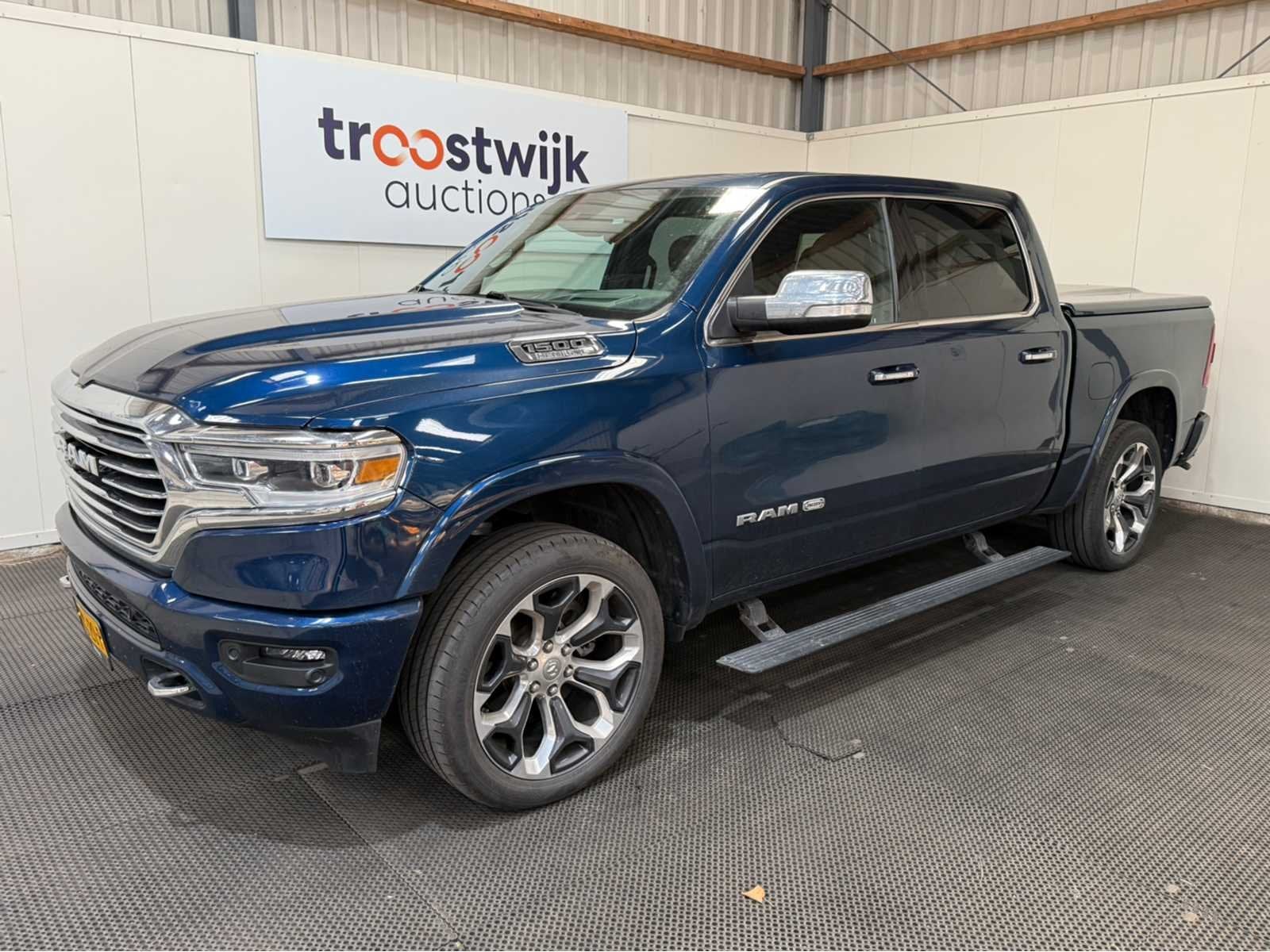 Dodge - Ram - RAM 1500 - 1500 HEMI 5.7 - Bedrijfswagen - 202, Overige merken, Gebruikt, Euro 6, Blauw