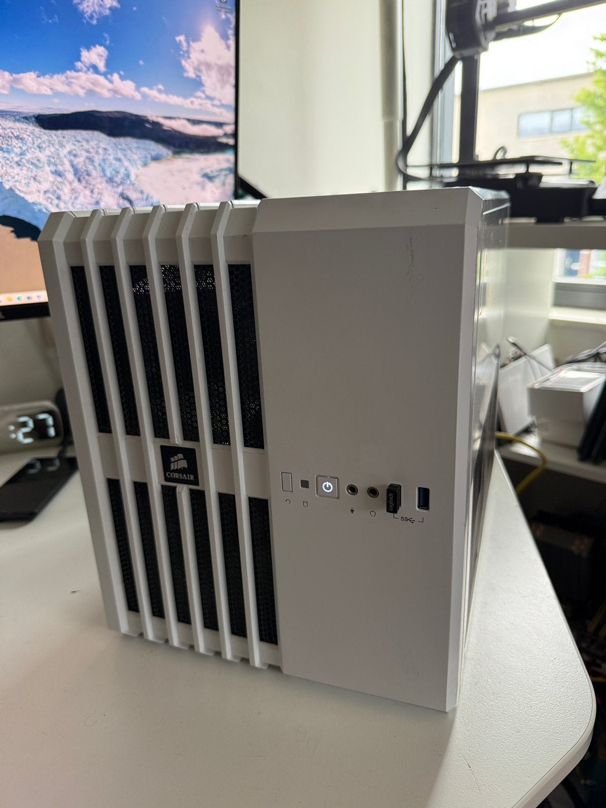 Mooie Desktop PC: Ryzen 3 3200G, 16GB DDR4,512GB SSD + 2,5TB, Computers en Software, Computerbehuizingen, Ophalen, Zo goed als nieuw