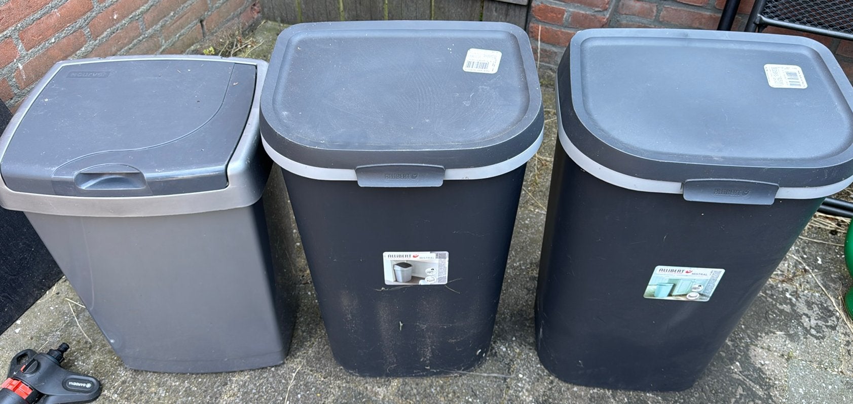 Prullenbak (1x Curver, 2x Allibert), Ophalen, Kunststof, Gebruikt, 40 liter of meer