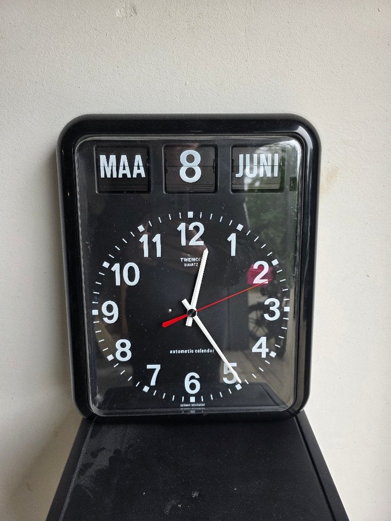 Twemco BQ12  Kalenderklok, Ophalen of Verzenden, Nieuw, Analoog, Wandklok