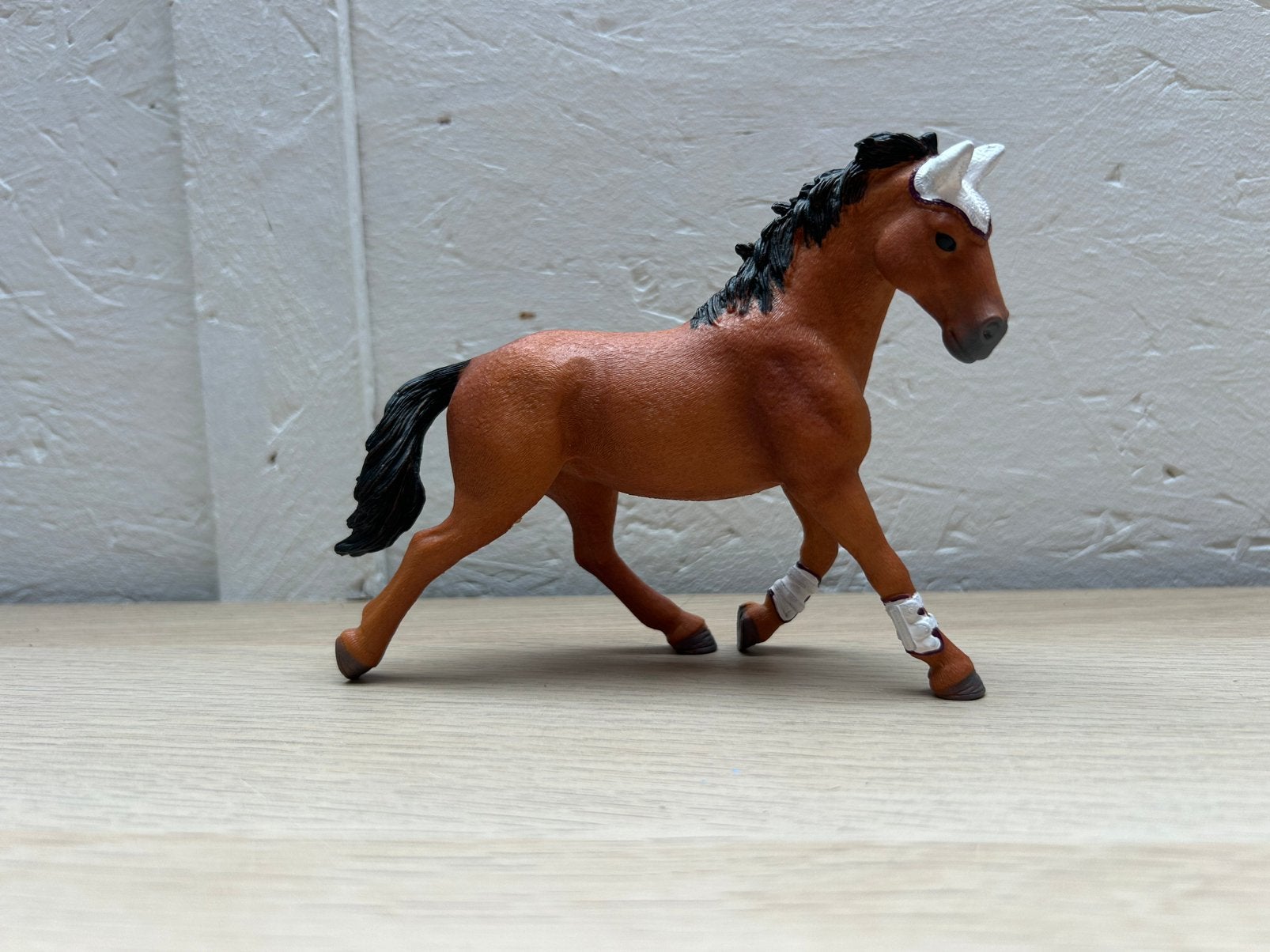 Schleich springpaard, Ophalen of Verzenden, Zo goed als nieuw, Paard, Beeldje of Figuurtje