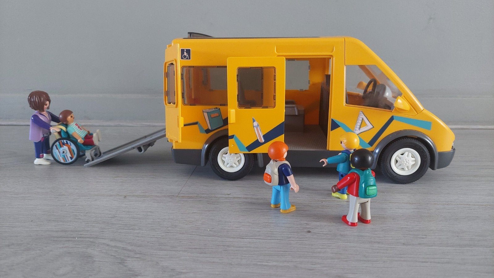 Playmobil Cityife 9419 -Schoolbus, Ophalen of Verzenden, Zo goed als nieuw, Jongen of Meisje